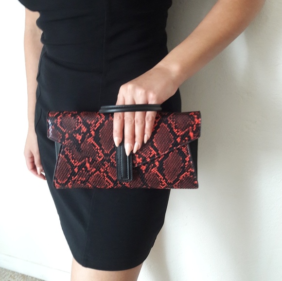 MSM RED PYTHON SNAKE CROSSBODY CLUTCH PURSE BAG - Picture 6 of 8